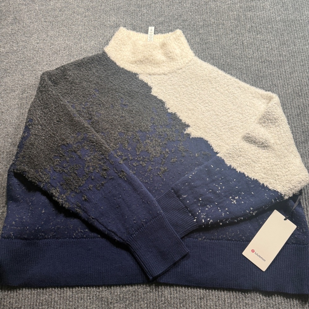 Lululemon Ombre Knit Textured Turtleneck Women 12 Blue Athleisure Cozy NWT